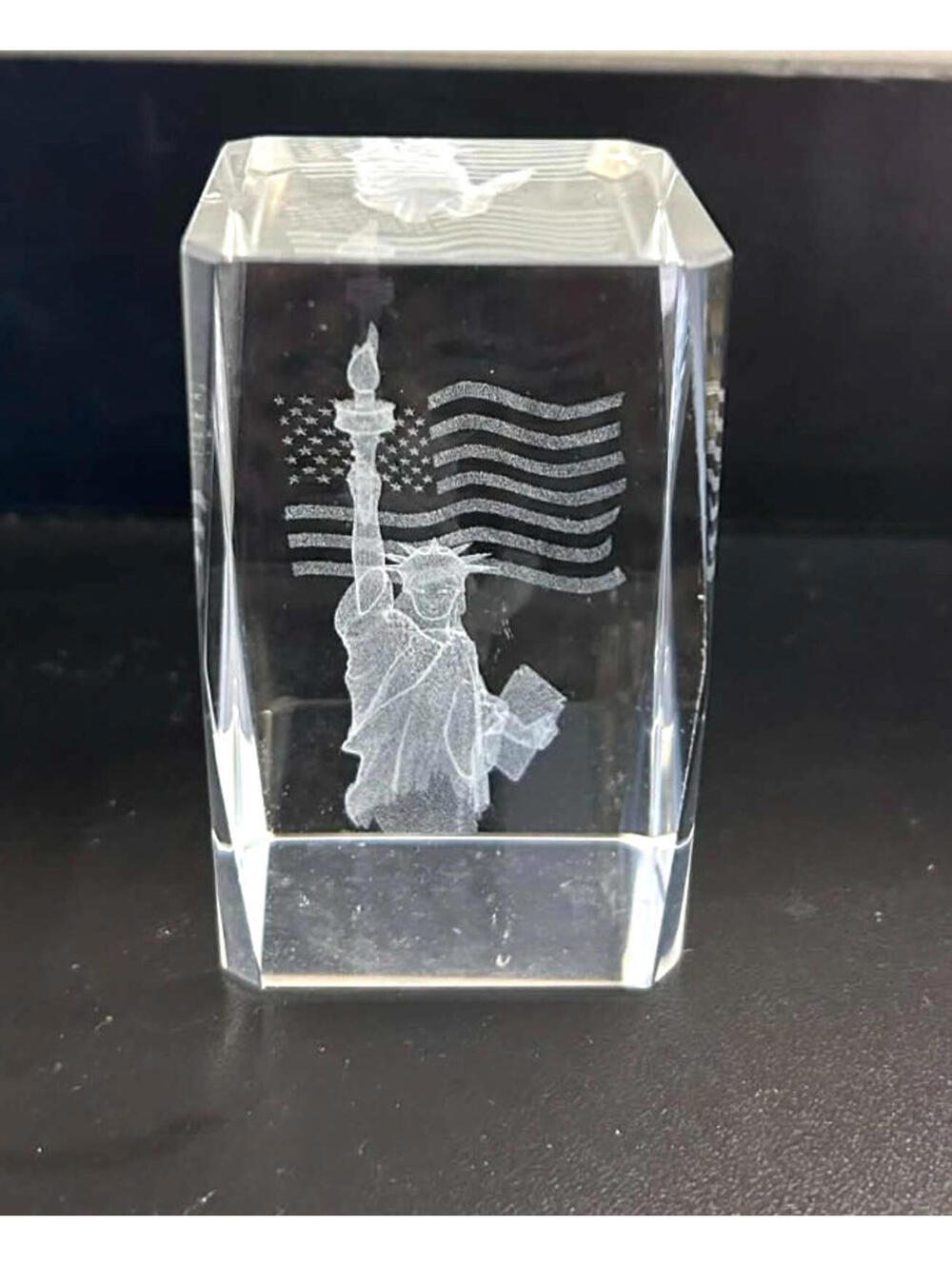 3D Laser Engraved Crystal Statue of Liberty American Flag Glass Block